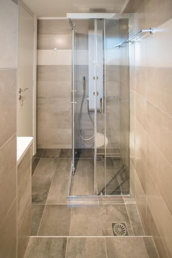 Athenian Living Suites Ngoại thất bức ảnh