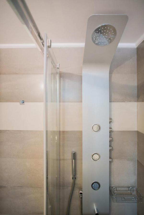 Athenian Living Suites Ngoại thất bức ảnh