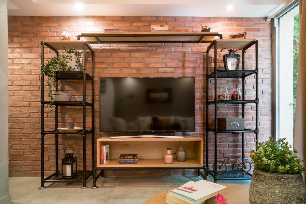 Athenian Living Suites Ngoại thất bức ảnh