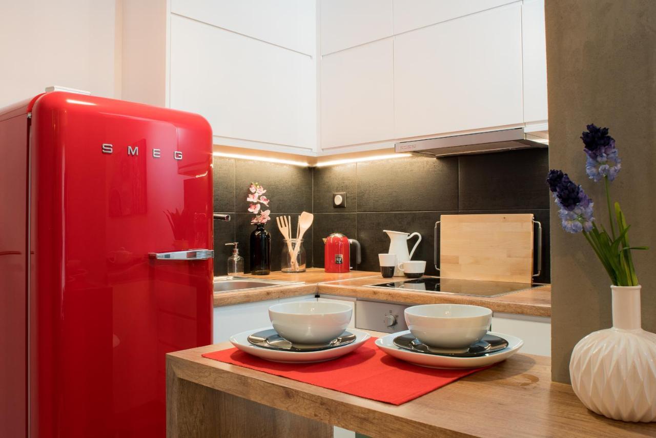 Athenian Living Suites Ngoại thất bức ảnh