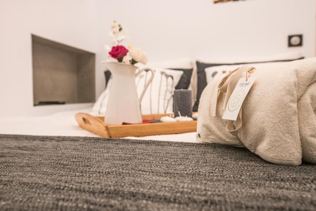 Athenian Living Suites Ngoại thất bức ảnh
