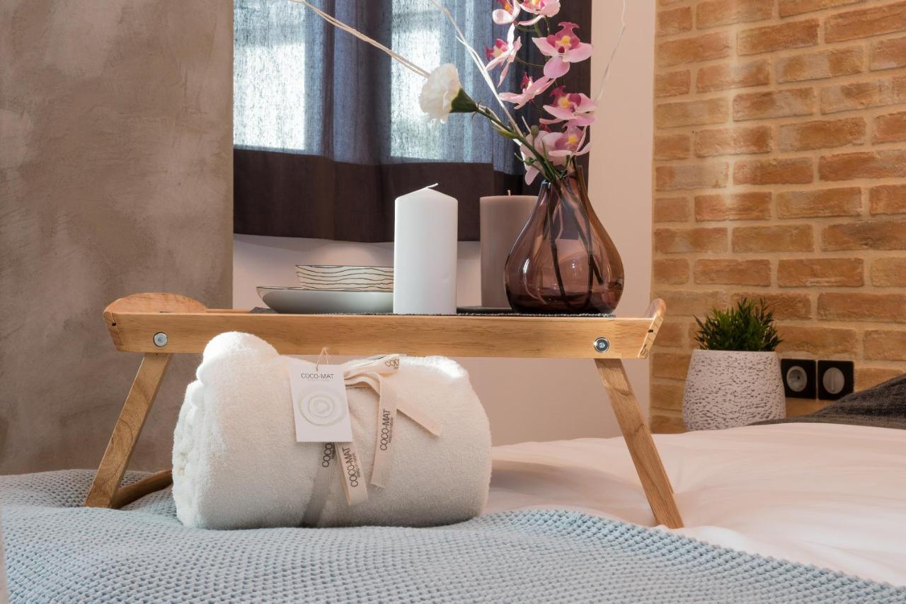 Athenian Living Suites Ngoại thất bức ảnh