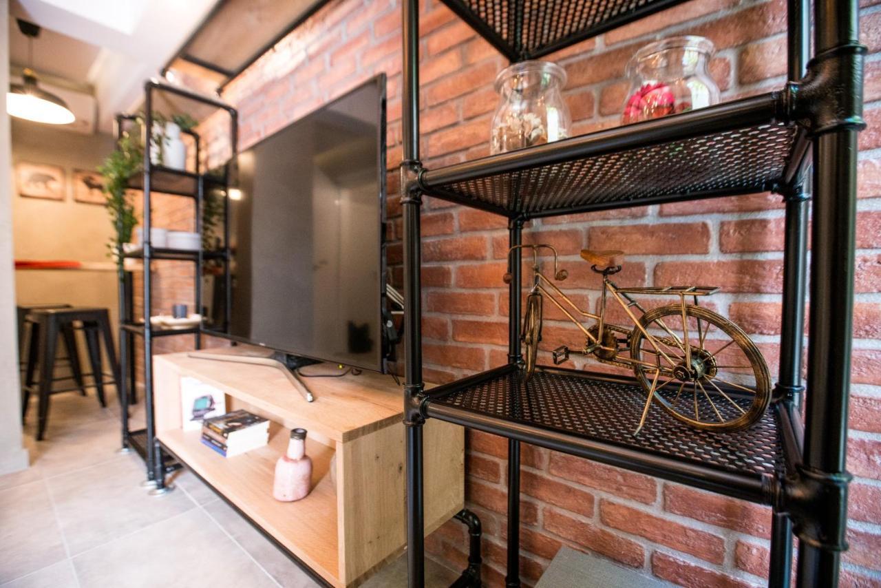 Athenian Living Suites Ngoại thất bức ảnh